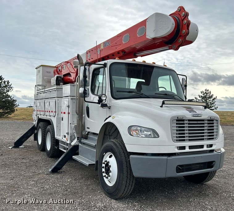 image for item KH9644 2012 Freightliner  M2 Business Class  bucket truck