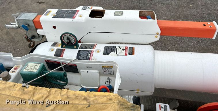 image for item KH9644 2012 Freightliner  M2 Business Class  bucket truck