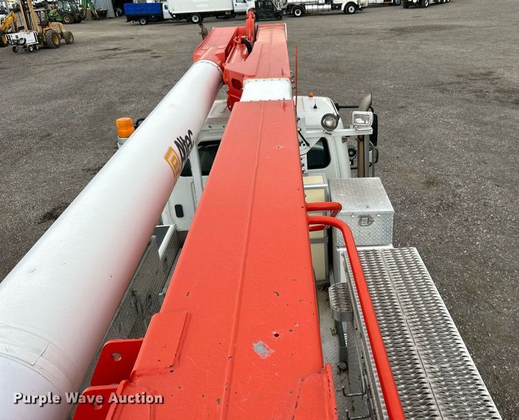 image for item KH9644 2012 Freightliner  M2 Business Class  bucket truck