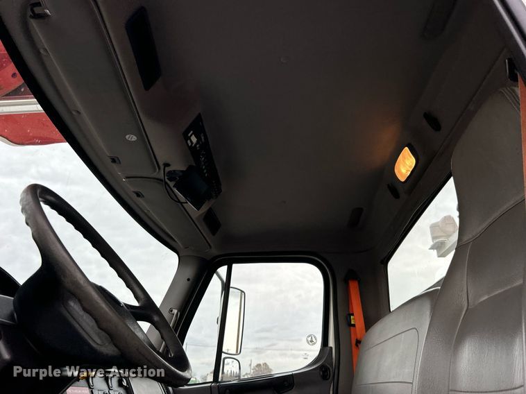 image for item KH9644 2012 Freightliner  M2 Business Class  bucket truck