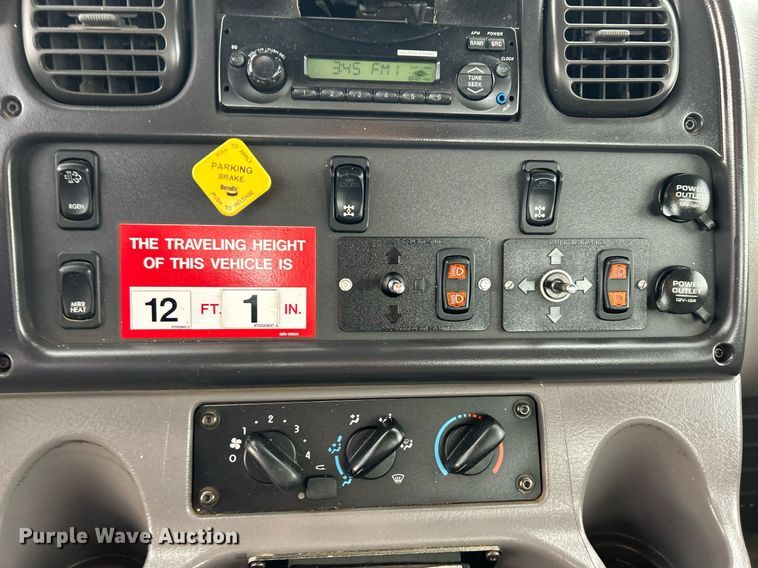 image for item KH9644 2012 Freightliner  M2 Business Class  bucket truck