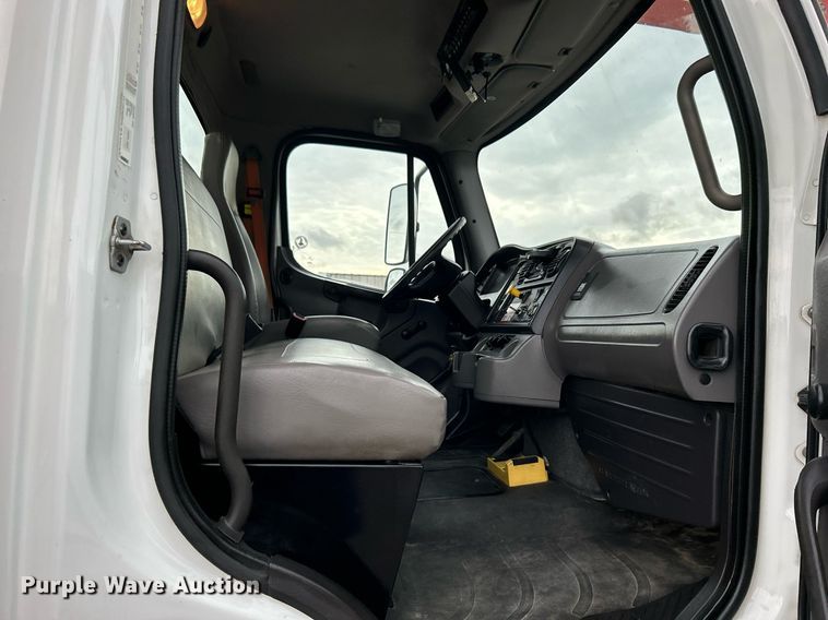 image for item KH9644 2012 Freightliner  M2 Business Class  bucket truck