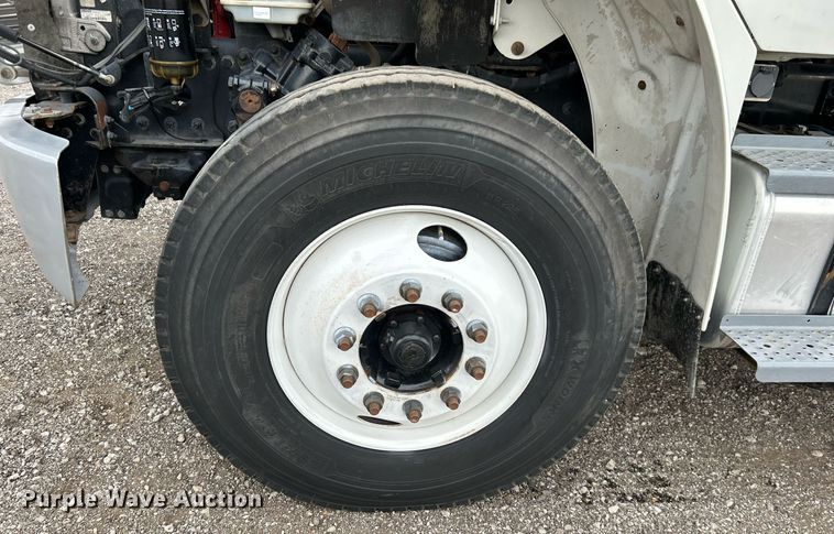 image for item KH9644 2012 Freightliner  M2 Business Class  bucket truck