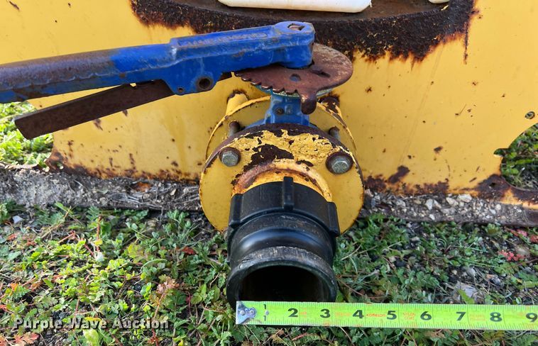 image for item KV9938 (3) Vermeer fluid mixing tanks