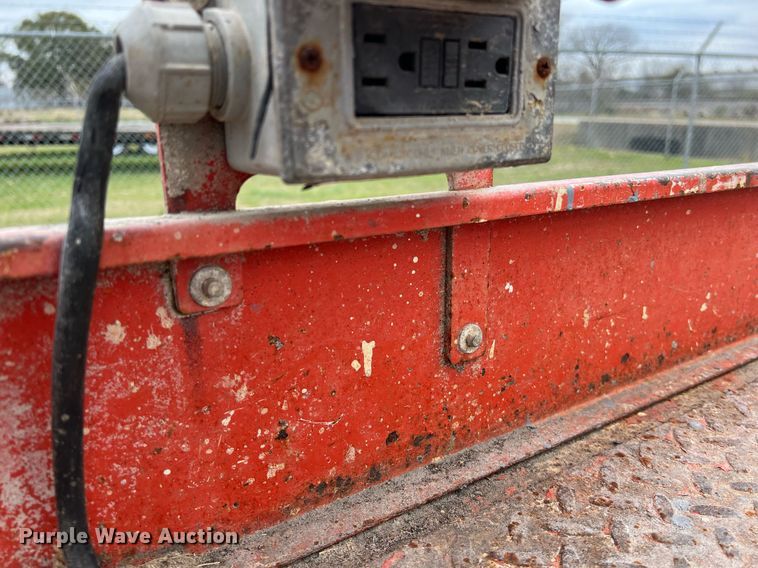 image for item KV9941 2015 Skyjack SJIII 3226  scissor lift