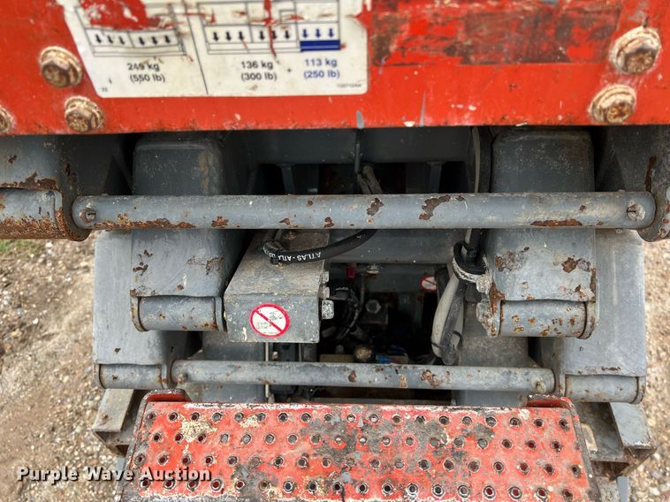 image for item KV9941 2015 Skyjack SJIII 3226  scissor lift