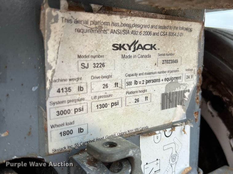 image for item KV9941 2015 Skyjack SJIII 3226  scissor lift