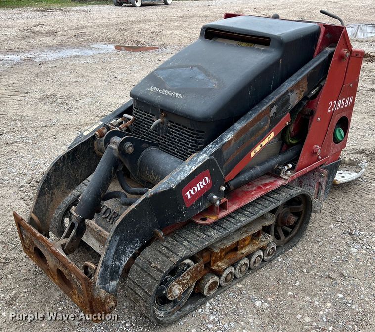image for item KV9942 Toro Dingo TX 525  compact utility loader