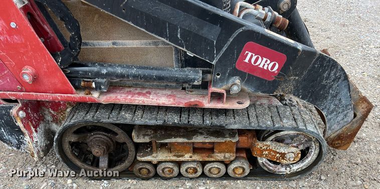 image for item KV9942 Toro Dingo TX 525  compact utility loader