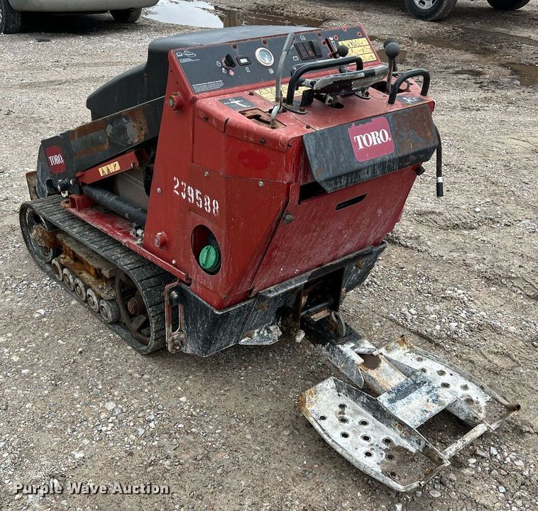image for item KV9942 Toro Dingo TX 525  compact utility loader