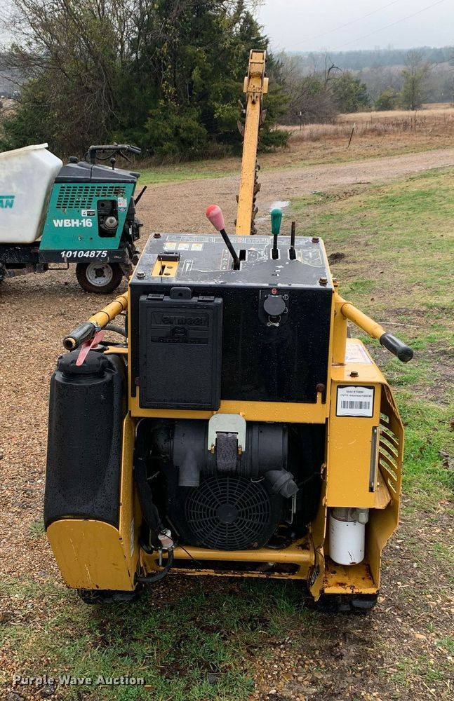image for item KX9782 2014 Vermeer RTX250  trencher