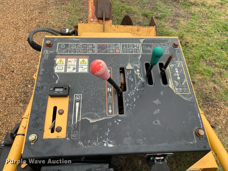 image for item KX9782 2014 Vermeer RTX250  trencher