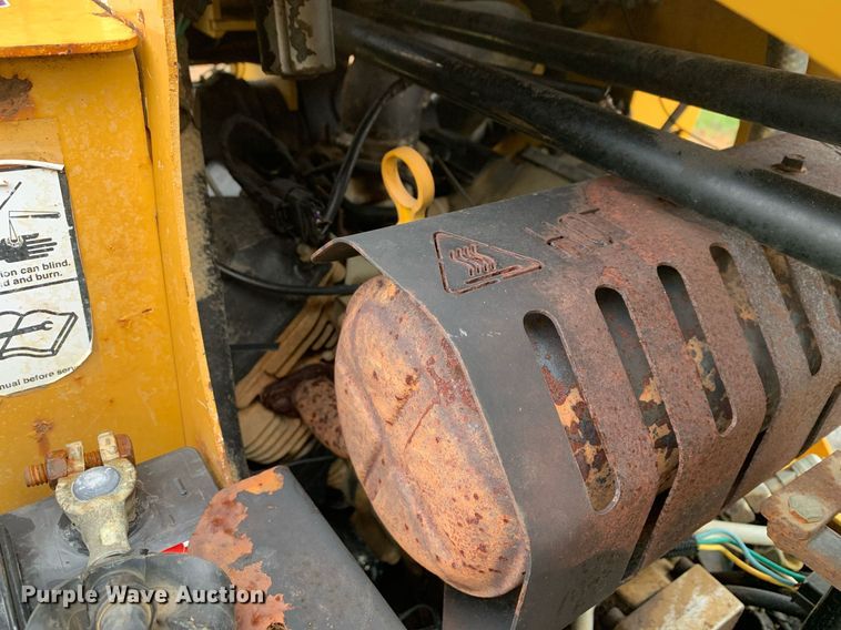 image for item KX9782 2014 Vermeer RTX250  trencher