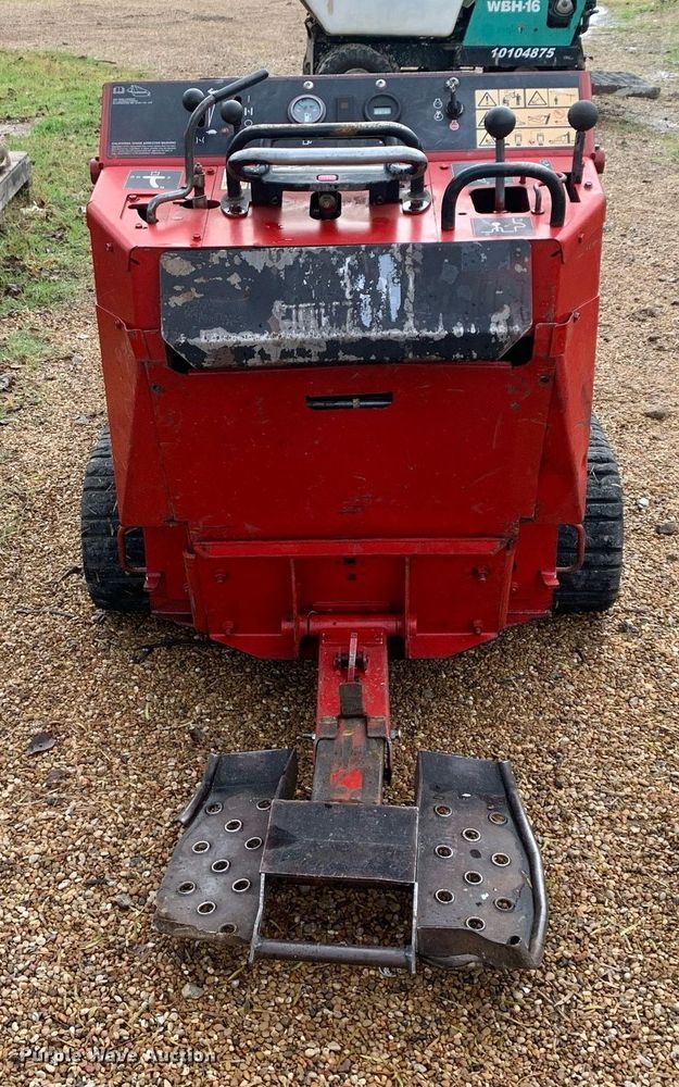 image for item KX9784 2015 Toro TX-427  compact utility loader