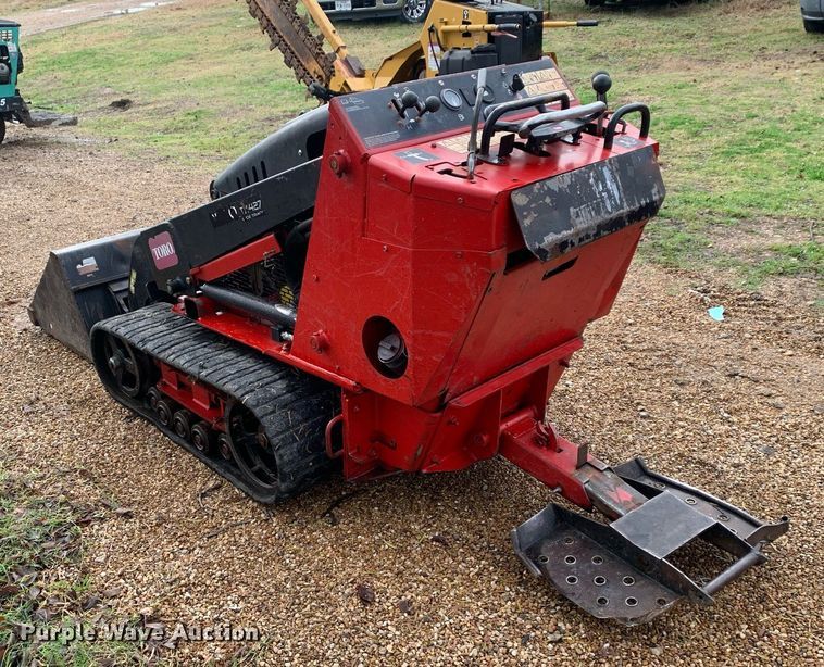 image for item KX9784 2015 Toro TX-427  compact utility loader