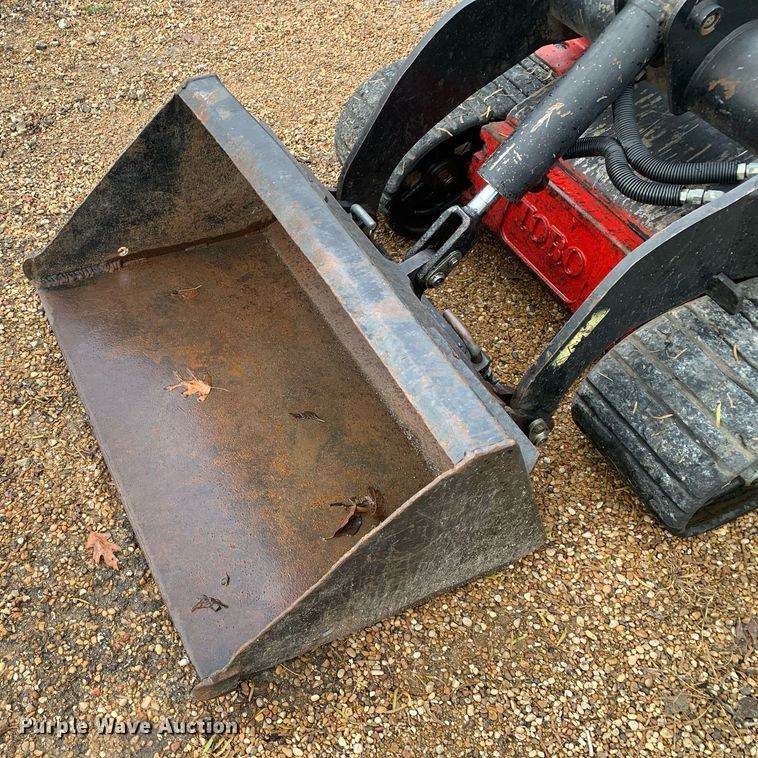 image for item KX9784 2015 Toro TX-427  compact utility loader