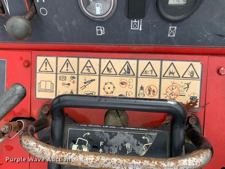 image for item KX9784 2015 Toro TX-427  compact utility loader