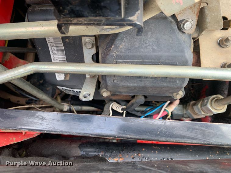 image for item KX9784 2015 Toro TX-427  compact utility loader