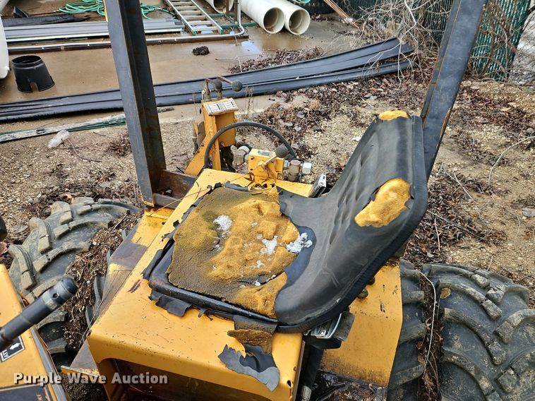 image for item LB9706 1998 Case Maxi Sneaker C  cable plow