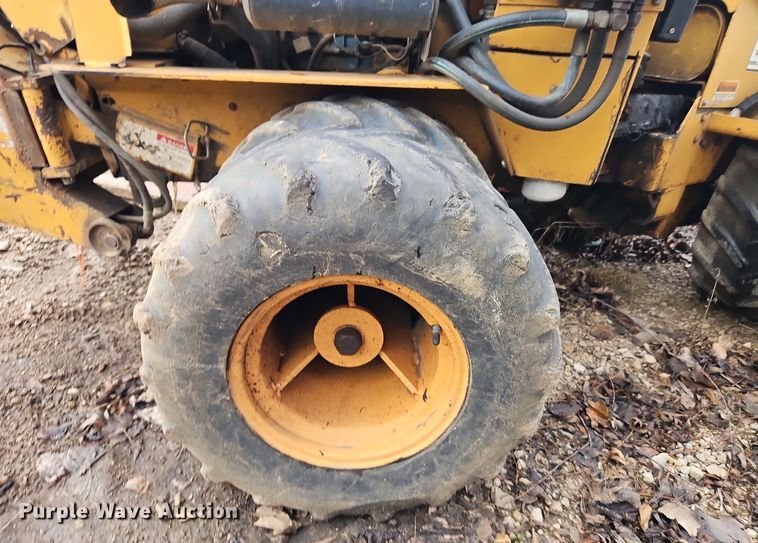 image for item LB9706 1998 Case Maxi Sneaker C  cable plow