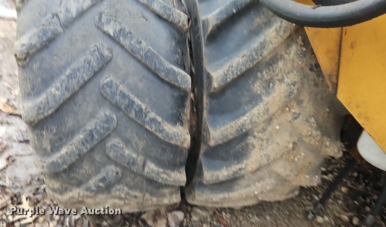 image for item LB9706 1998 Case Maxi Sneaker C  cable plow