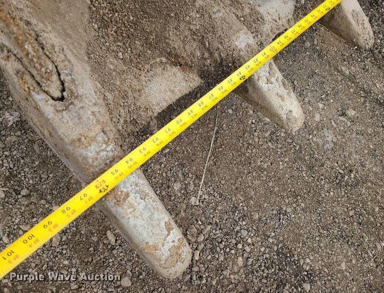 image for item LJ9449 1989 Caterpillar 943  track loader