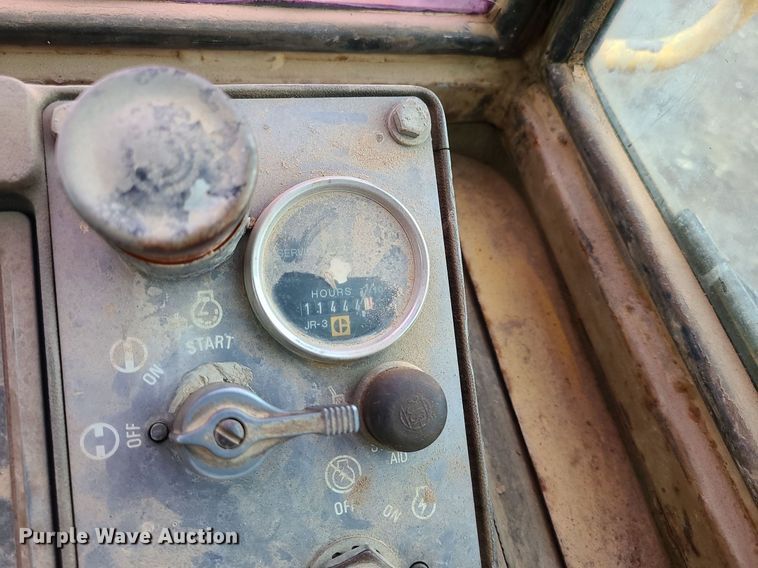 image for item LJ9449 1989 Caterpillar 943  track loader