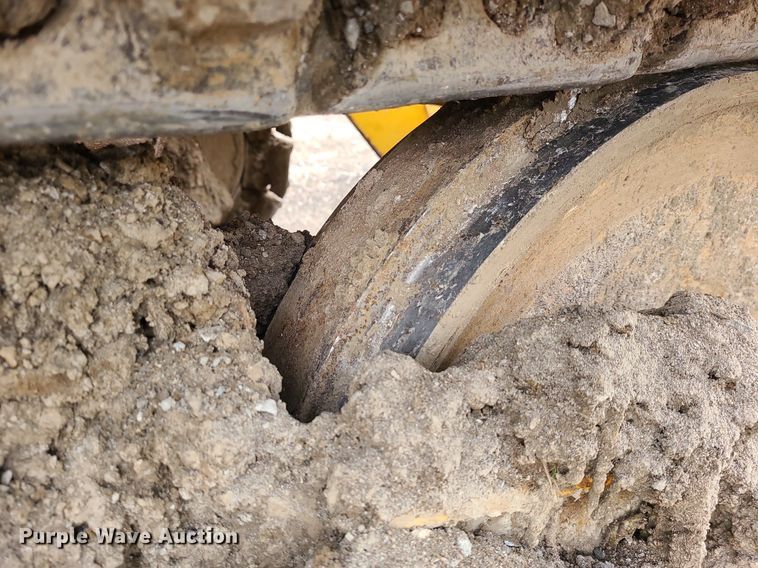 image for item LJ9449 1989 Caterpillar 943  track loader