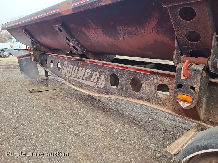 image for item LJ9450 2007 Sidumpr  side dump trailer