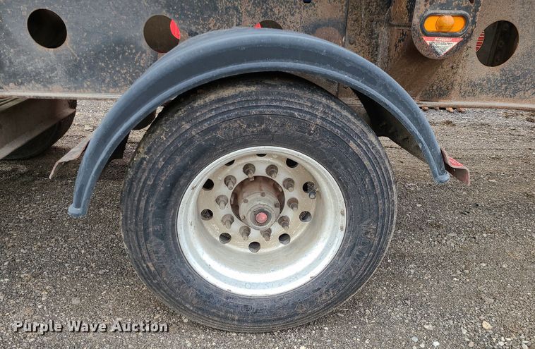 image for item LJ9450 2007 Sidumpr  side dump trailer