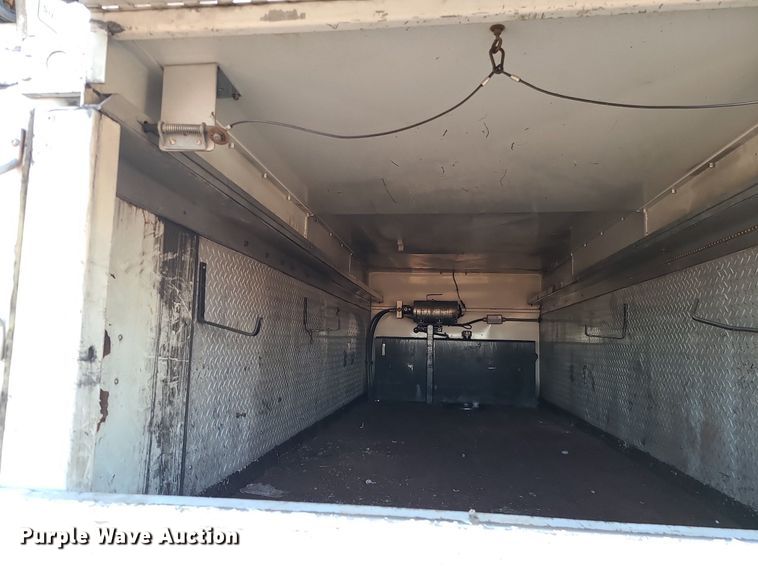 image for item LJ9463 2013 International DuraStar 4300  utility / service truck