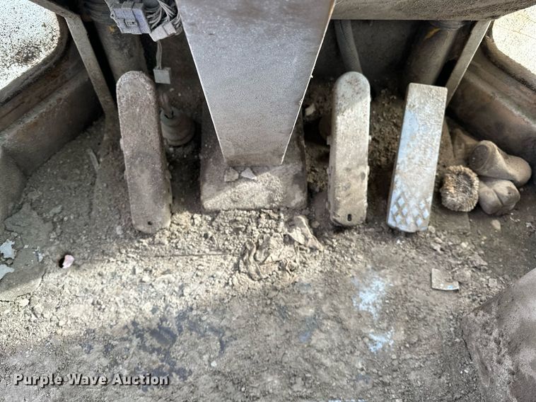 image for item LK9721 Kawasaki  wheel loader