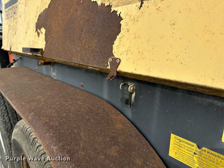 image for item LK9723 2001 Atlas XAS 96  air compressor