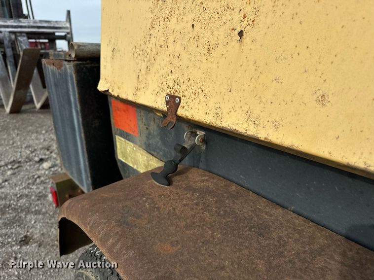 image for item LK9723 2001 Atlas XAS 96  air compressor