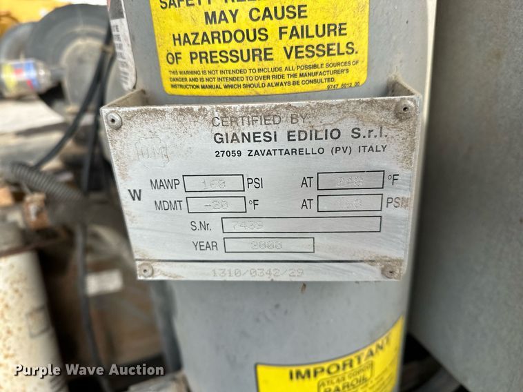 image for item LK9723 2001 Atlas XAS 96  air compressor