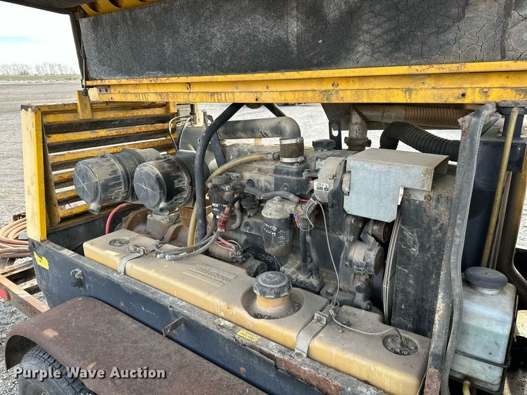 image for item LK9723 2001 Atlas XAS 96  air compressor