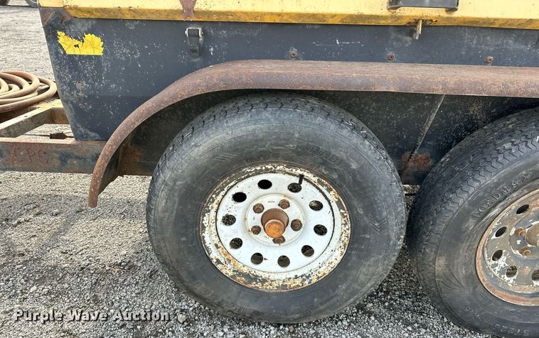 image for item LK9723 2001 Atlas XAS 96  air compressor