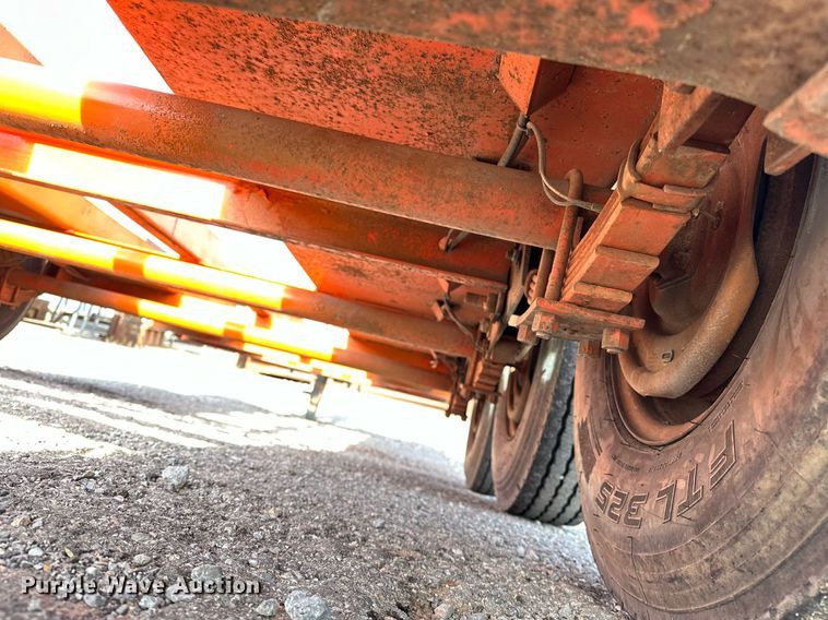 image for item LK9733 1984 Belshe T-2(3A)  equipment trailer