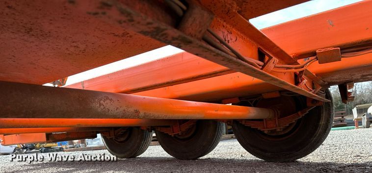 image for item LK9733 1984 Belshe T-2(3A)  equipment trailer