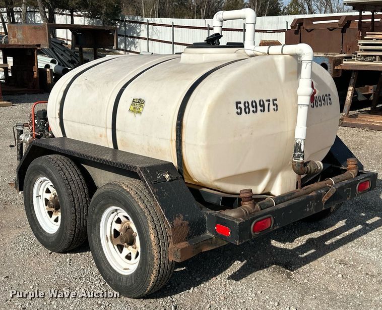 image for item LK9734 2005 Texas Bragg HH58WD70  tank trailer