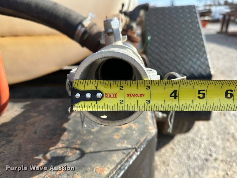 image for item LK9734 2005 Texas Bragg HH58WD70  tank trailer