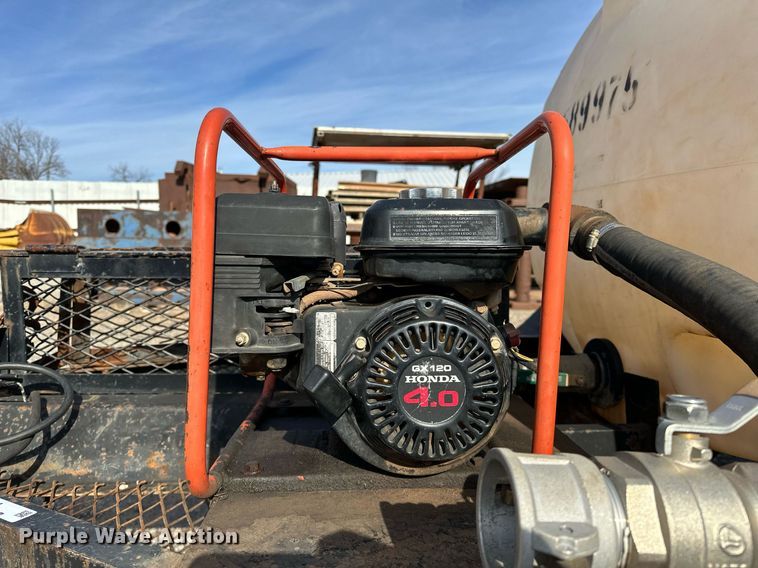 image for item LK9734 2005 Texas Bragg HH58WD70  tank trailer