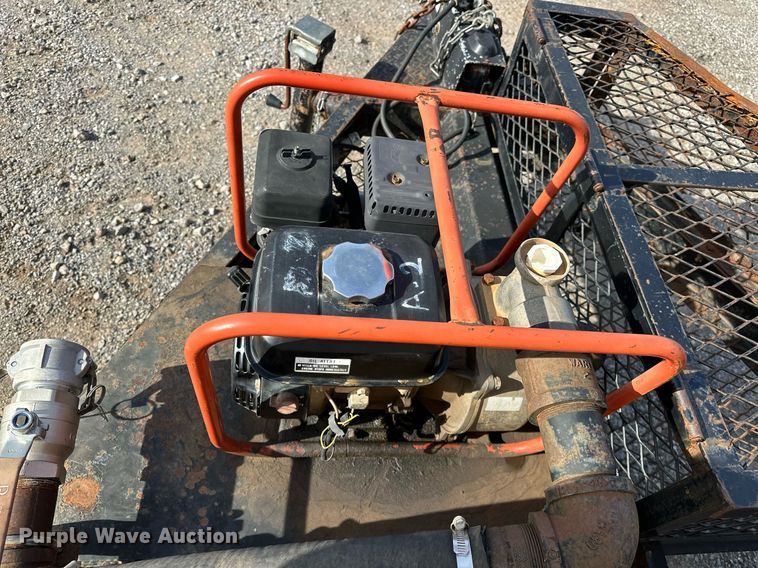 image for item LK9734 2005 Texas Bragg HH58WD70  tank trailer