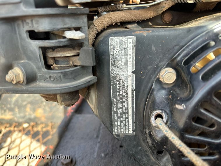 image for item LK9734 2005 Texas Bragg HH58WD70  tank trailer