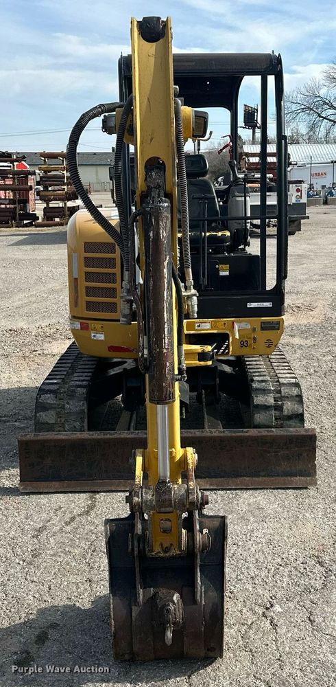 image for item LK9735 Caterpillar 302.7D CR  mini excavator