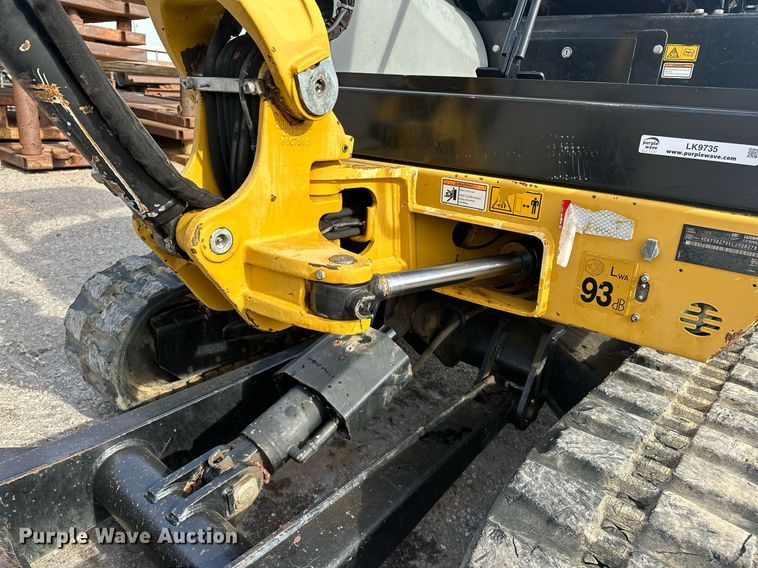 image for item LK9735 Caterpillar 302.7D CR  mini excavator