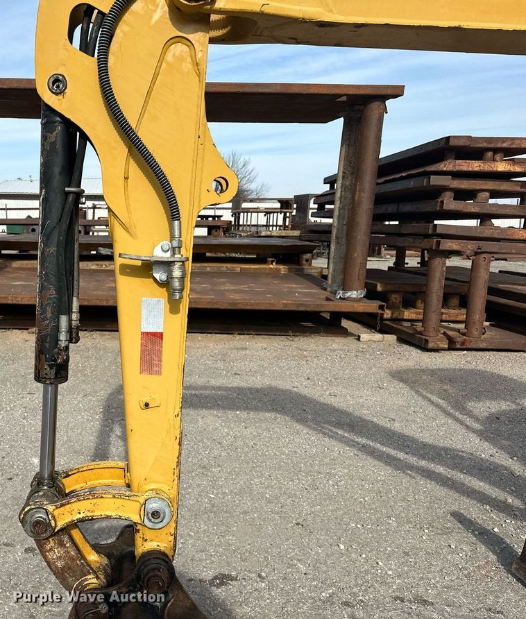 image for item LK9735 Caterpillar 302.7D CR  mini excavator