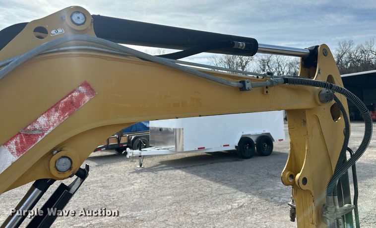 image for item LK9735 Caterpillar 302.7D CR  mini excavator