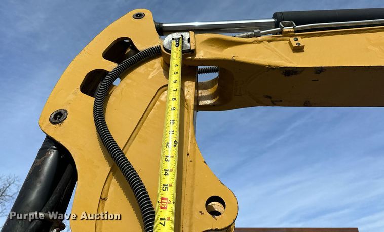 image for item LK9735 Caterpillar 302.7D CR  mini excavator