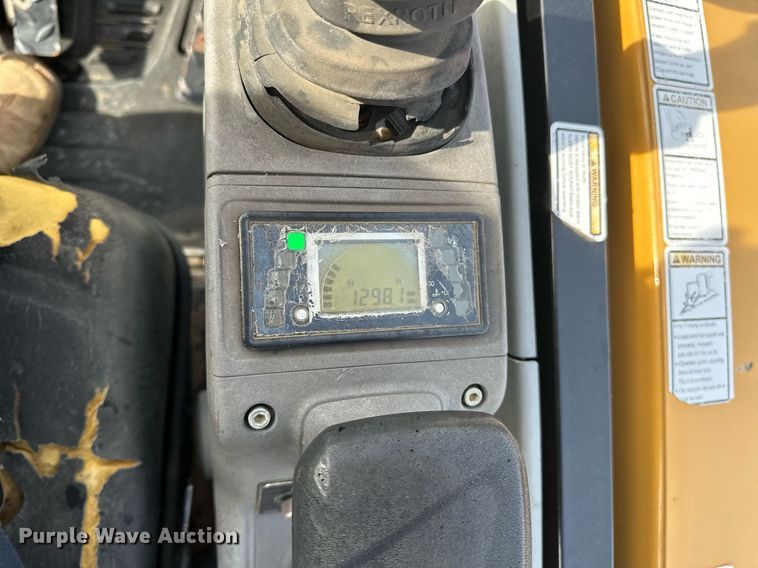 image for item LK9735 Caterpillar 302.7D CR  mini excavator